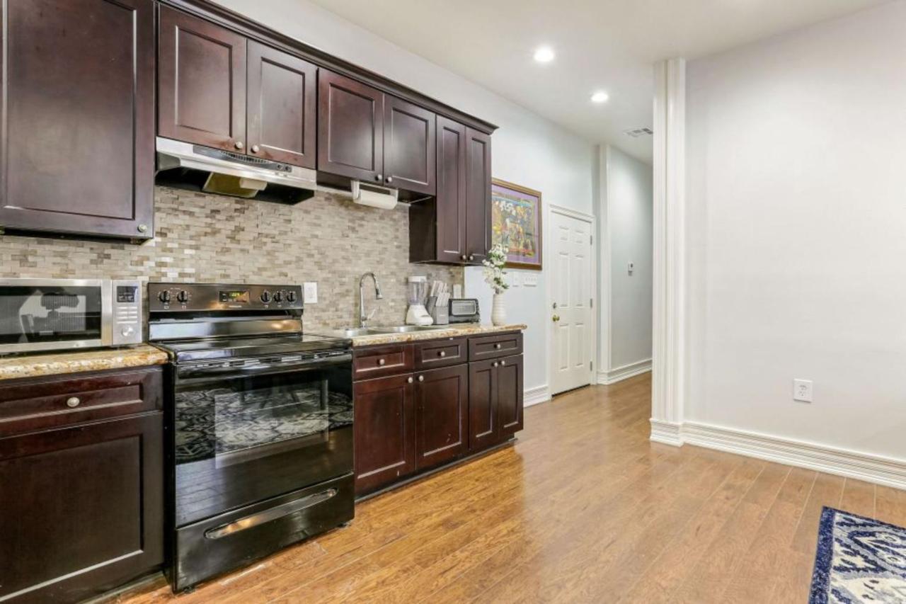 Elegant 4BR Condo in Downtown Nueva Orleans Exterior foto