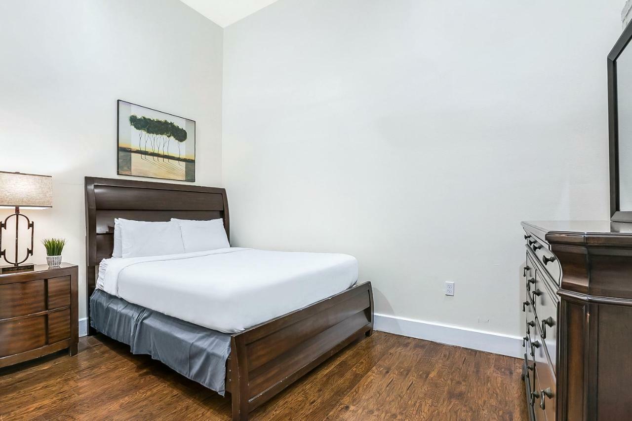 Elegant 4BR Condo in Downtown Nueva Orleans Exterior foto