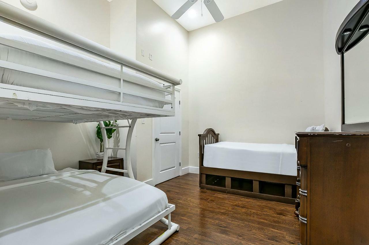 Elegant 4BR Condo in Downtown Nueva Orleans Exterior foto